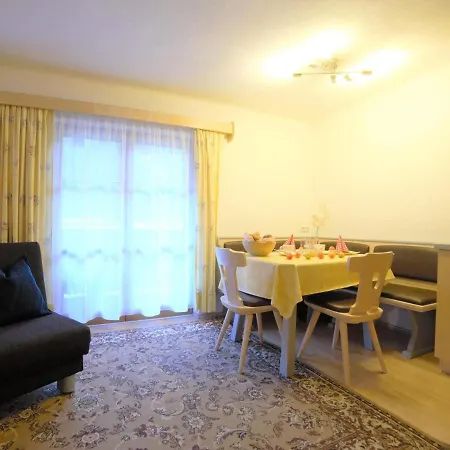House Sylvia, * Flachau
