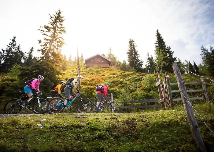 公寓 In With Mountain Views