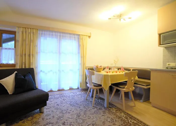 In With Mountain Views * 弗拉绍